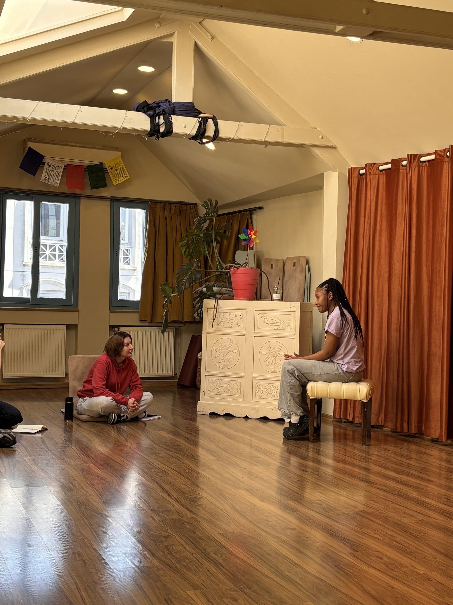 ENGLISH ACTING PRAXIS atölyesinden kare 2